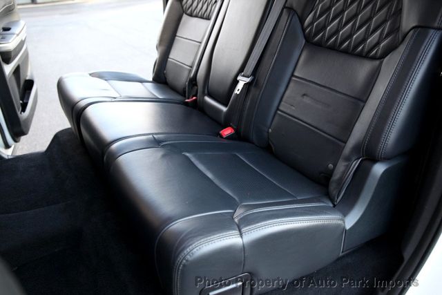 2017 Toyota Tundra 4WD Platinum CrewMax 5.5' Bed 5.7L - 22984672 - 32