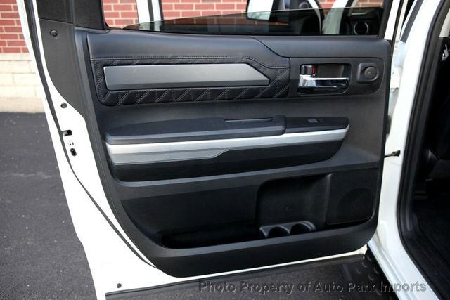 2017 Toyota Tundra 4WD Platinum CrewMax 5.5' Bed 5.7L - 22984672 - 55