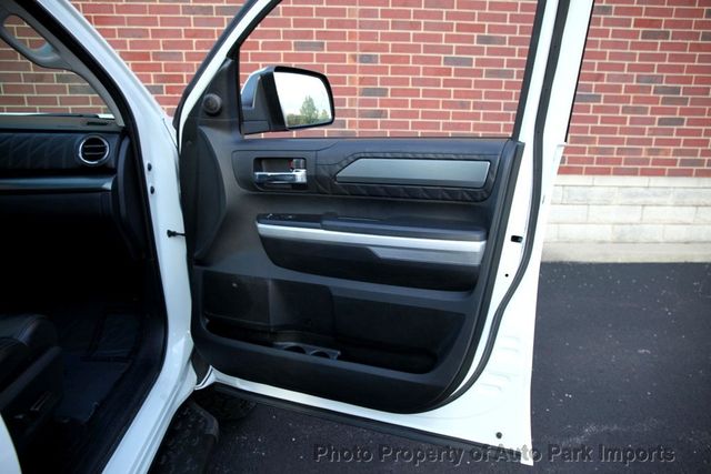 2017 Toyota Tundra 4WD Platinum CrewMax 5.5' Bed 5.7L - 22984672 - 57