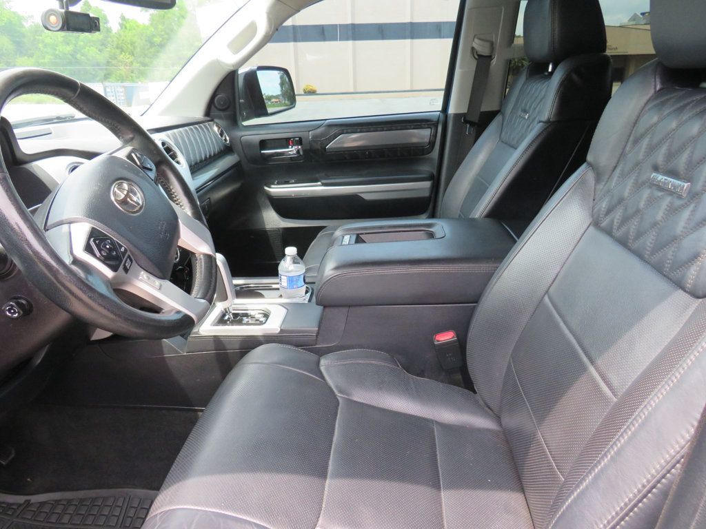 2017 Toyota Tundra Platinum CrewMax photo 11
