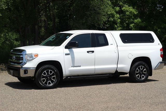 2017 Toyota Tundra 4WD SR5  5.7L V8 w/TRD OFF ROAD, BUCKET SEATS - 23030985 - 15