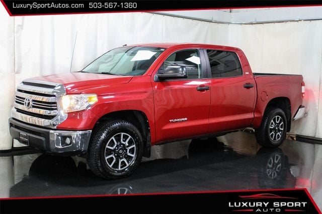 2017 Toyota Tundra 4WD SR5 CrewMax 5.5' Bed 4.6L - 22567376 - 0