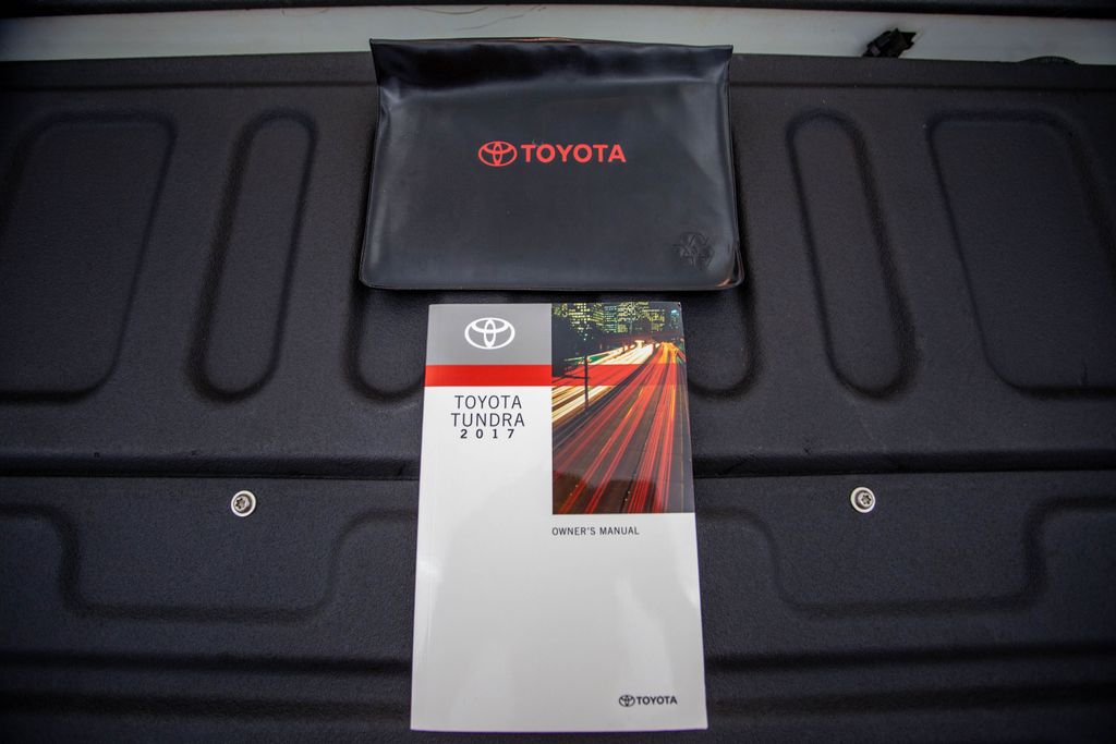 2017 Toyota Tundra 4WD SR5 CrewMax 5.5' Bed 5.7L - 22315110 - 40