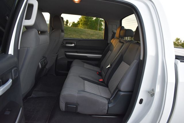 2017 Toyota Tundra 4WD SR5 CrewMax 5.5' Bed 5.7L FFV - 23027975 - 17