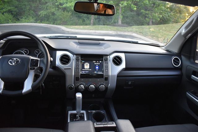 2017 Toyota Tundra 4WD SR5 CrewMax 5.5' Bed 5.7L FFV - 23027975 - 23
