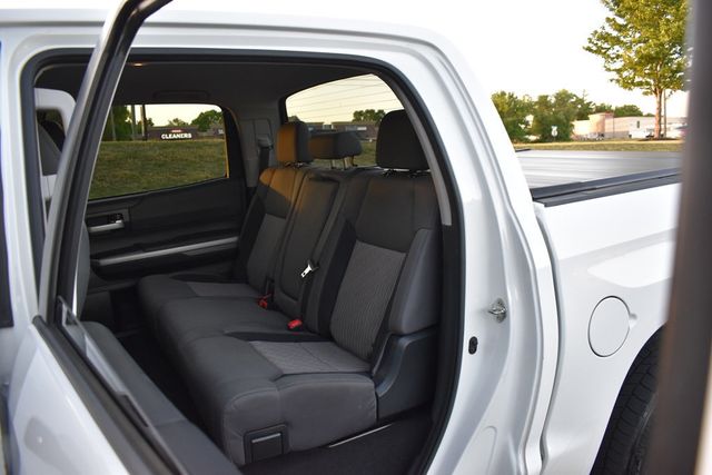 2017 Toyota Tundra 4WD SR5 CrewMax 5.5' Bed 5.7L FFV - 23027975 - 4
