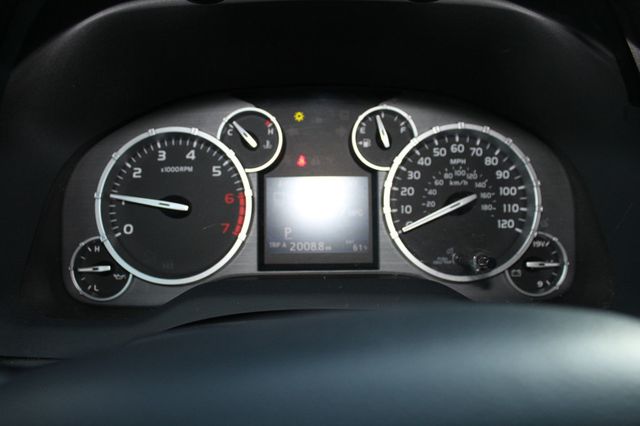 2017 Toyota Tundra 4WD SR5 CrewMax 5.5' Bed 5.7L FFV - 22981588 - 16