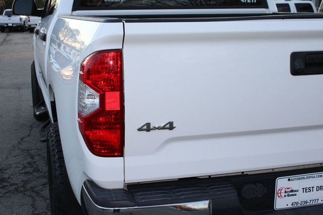 2017 Toyota Tundra 4WD SR5 CrewMax 5.5' Bed 5.7L FFV - 22981588 - 7