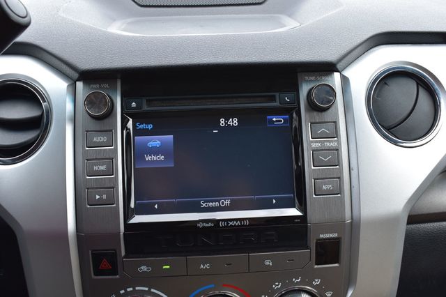 2017 Toyota Tundra 4WD SR5 Double Cab 6.5' Bed 4.6L - 22997449 - 38