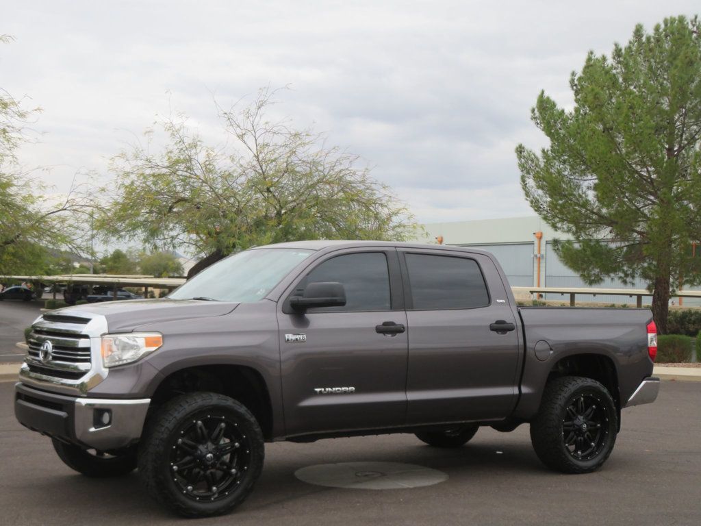 2017 Toyota Tundra 4X4 LIFTED CREWMAX TUNDRA SR5 EXTRA CLEAN  - 22968693 | Video 1
