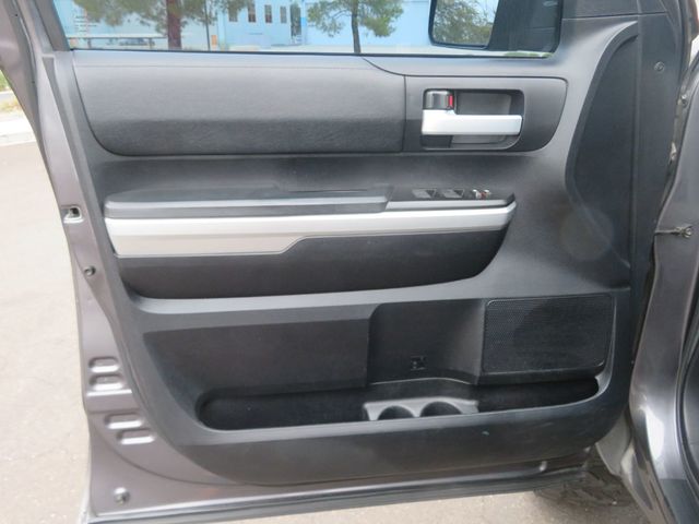 2017 Toyota Tundra 4X4 LIFTED CREWMAX TUNDRA SR5 EXTRA CLEAN  - 22968693 - 16