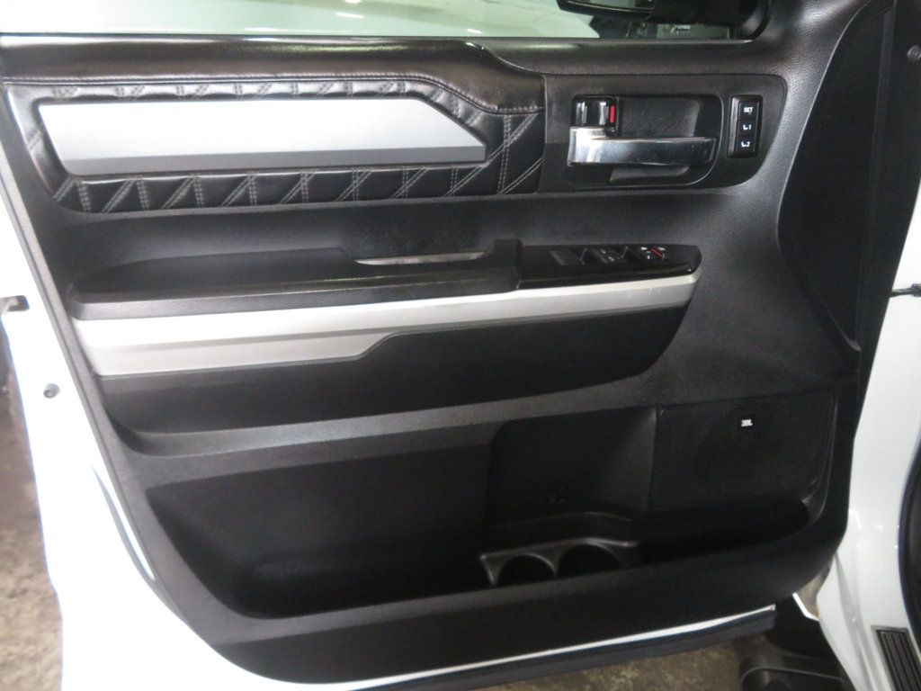 2017 Toyota Tundra 4X4 PLATINUM 4X4 54 SERVICE RECORDS CREWMAX TUNDRA  - 23029548 - 17