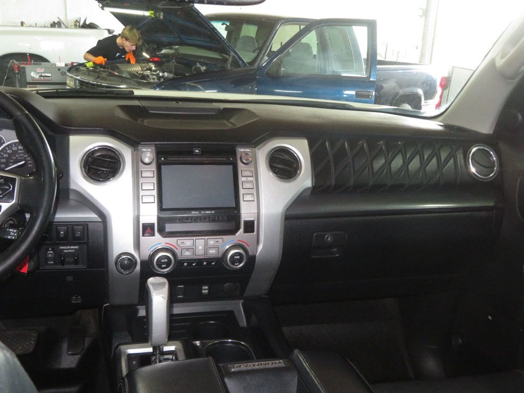 2017 Toyota Tundra 4X4 PLATINUM 4X4 54 SERVICE RECORDS CREWMAX TUNDRA  - 23029548 - 40