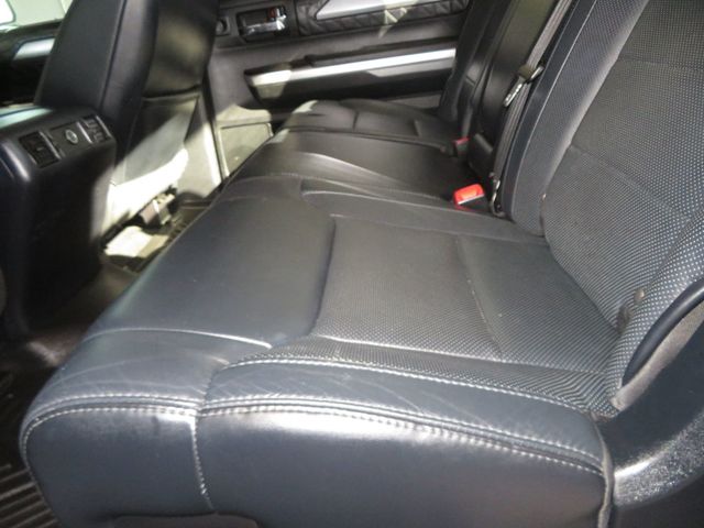 2017 Toyota Tundra 4X4 PLATINUM CREWMAX EXTRA CLEAN 1OWNER AZ TUNDRA  - 22963974 - 27