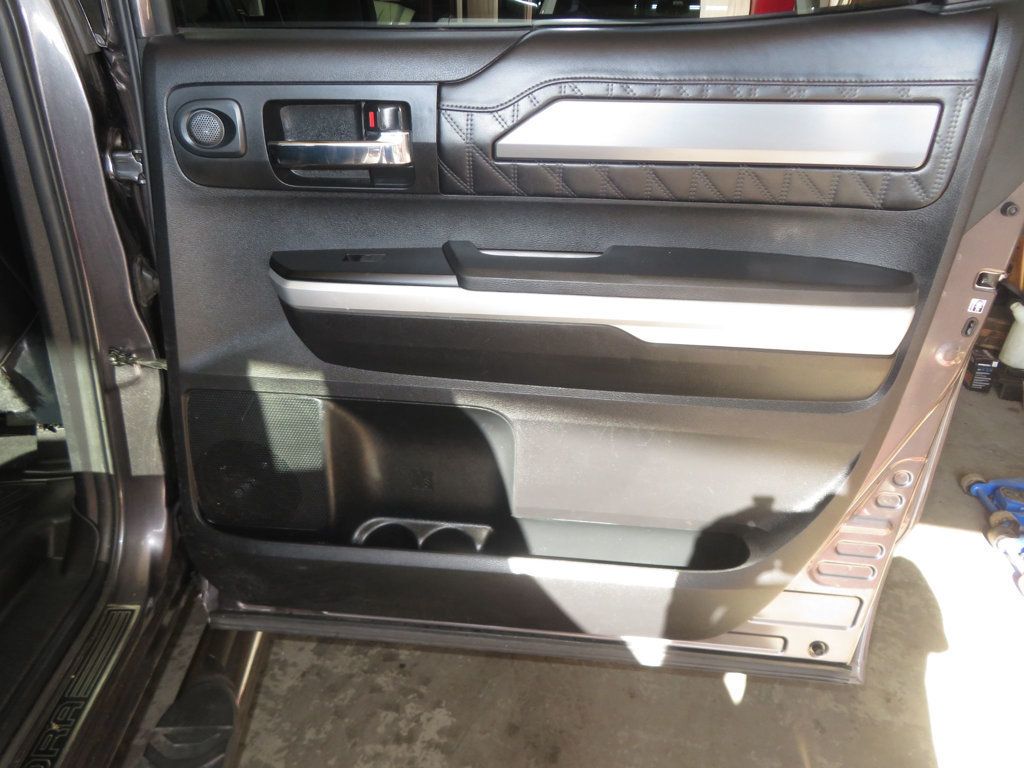 2017 Toyota Tundra 4X4 PLATINUM CREWMAX EXTRA CLEAN 1OWNER AZ TUNDRA  - 22963974 - 28