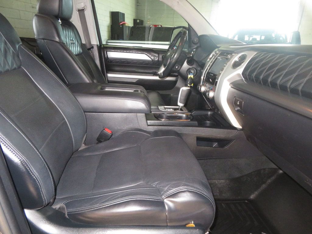 2017 Toyota Tundra 4X4 PLATINUM CREWMAX EXTRA CLEAN 1OWNER AZ TUNDRA  - 22963974 - 34