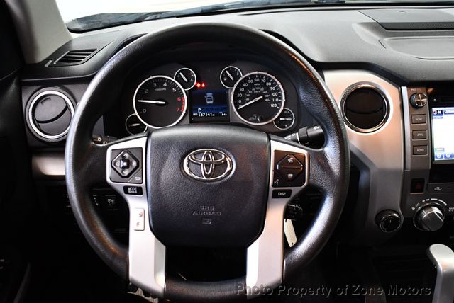 2017 Toyota Tundra DOUBLE CAB SR/SR5 - 22532520 - 13