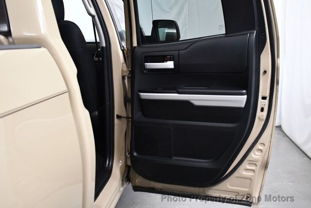 2017 Toyota Tundra DOUBLE CAB SR/SR5 - 22532520 - 34