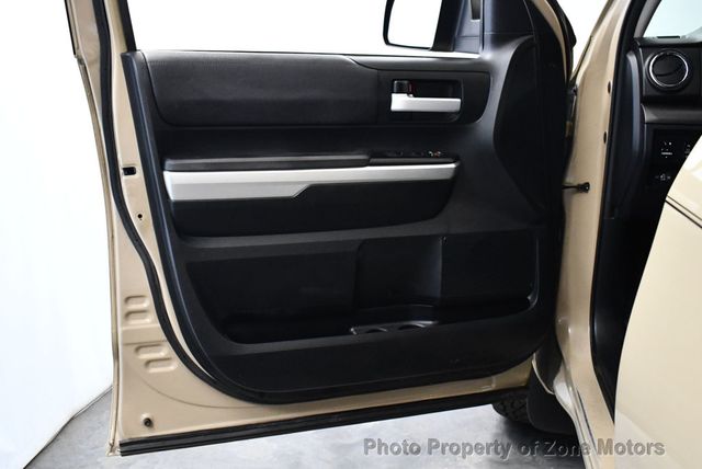 2017 Toyota Tundra DOUBLE CAB SR/SR5 - 22532520 - 37