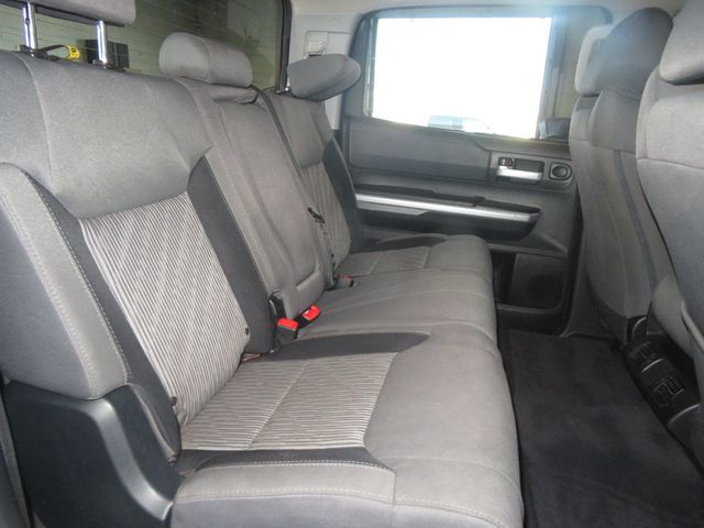 2017 Toyota Tundra EXTRA CLEAN 4X4 5.7 2OWNER AZ TUNDRA CREWMAX 4X4  - 22895922 - 34