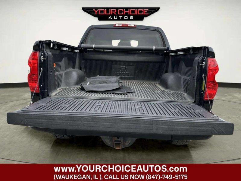 2017 Toyota Tundra Limited 4x4 4dr CrewMax Cab Pickup SB (5.7L V8 FFV) - 23052214 - 13