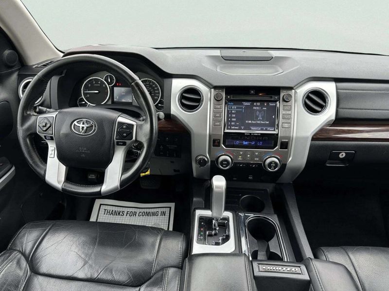 2017 Toyota Tundra Limited 4x4 4dr CrewMax Cab Pickup SB (5.7L V8 FFV) - 23052214 - 19