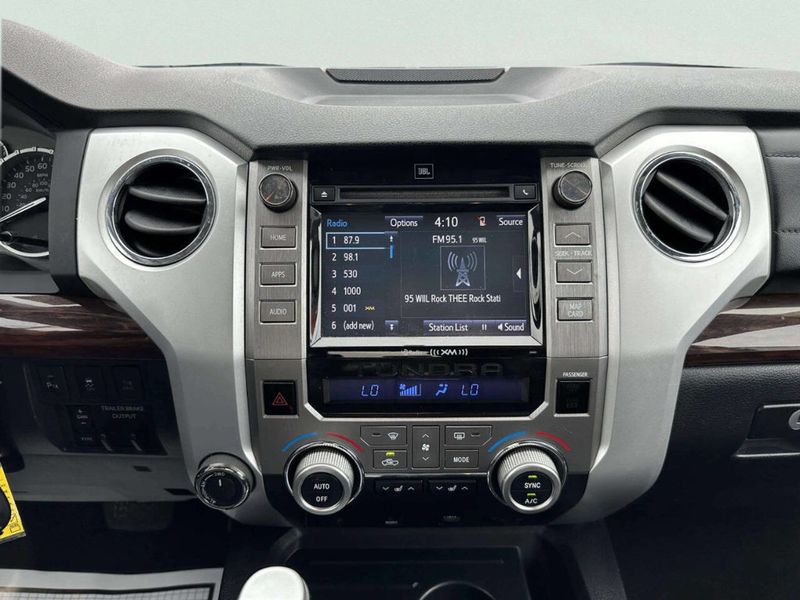 2017 Toyota Tundra Limited 4x4 4dr CrewMax Cab Pickup SB (5.7L V8 FFV) - 23052214 - 21