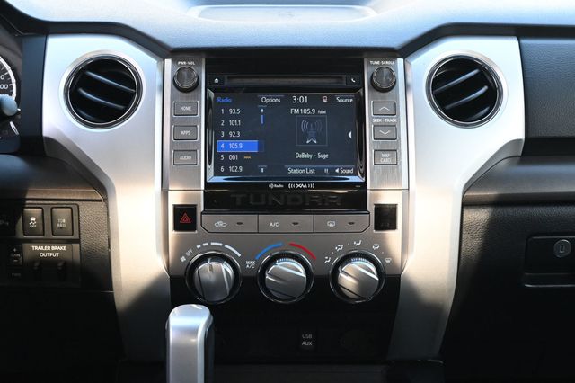 2017 Toyota Tundra Limited CrewMax  - 22959068 - 9