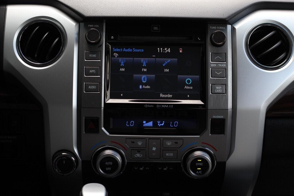 2017 Toyota Tundra Limited photo 12