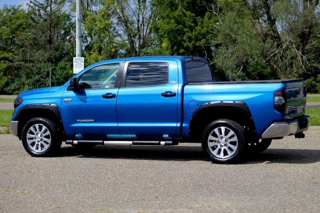 2017 Toyota Tundra Limited photo 17
