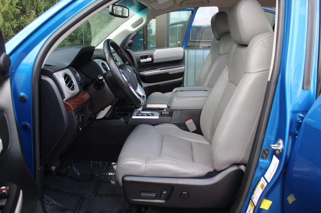 2017 Toyota Tundra Limited photo 21