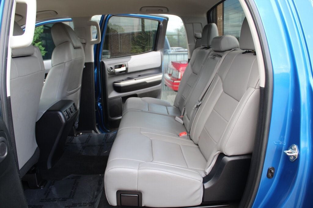 2017 Toyota Tundra Limited photo 24