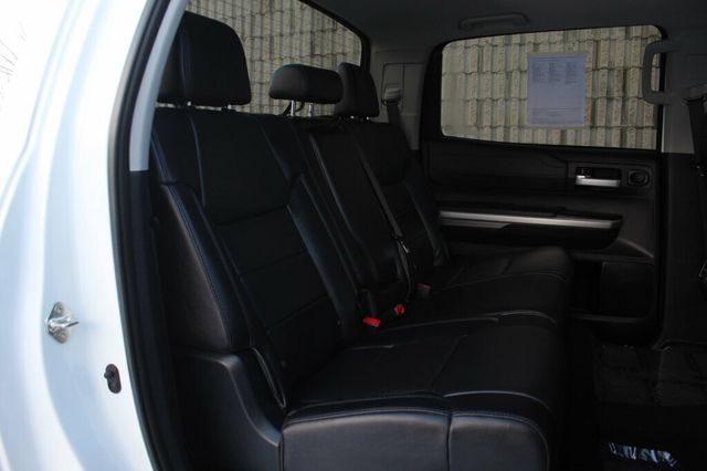 2017 Toyota Tundra ONE OWNER LIMITED CREWMAX W/ PREMIUM PKG, MOONROOF - 22947907 - 10