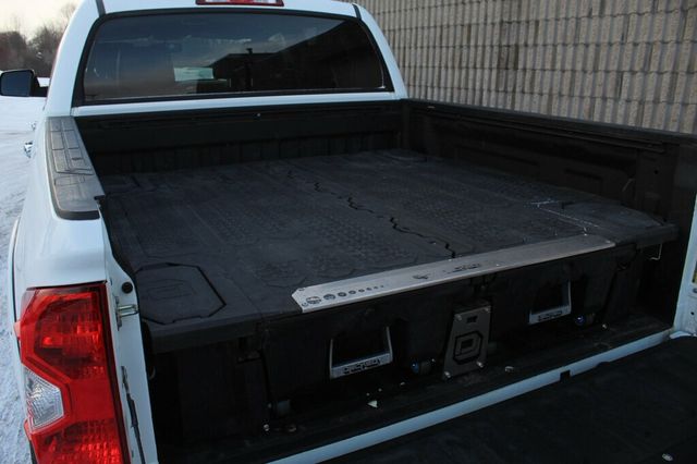 2017 Toyota Tundra ONE OWNER LIMITED CREWMAX W/ PREMIUM PKG, MOONROOF - 22947907 - 33