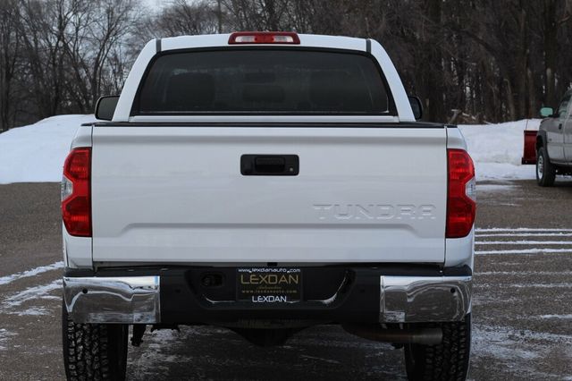 2017 Toyota Tundra ONE OWNER LIMITED CREWMAX W/ PREMIUM PKG, MOONROOF - 22947907 - 4