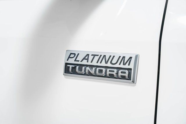 2017 Toyota Tundra Platinum - 22365548 - 13