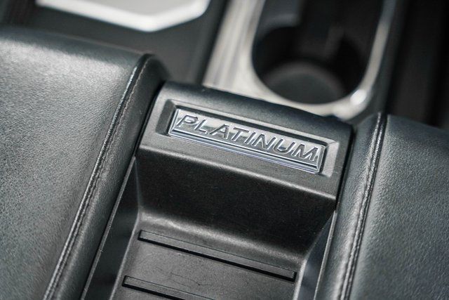 2017 Toyota Tundra Platinum - 22365548 - 35