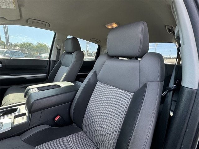 2017 Toyota Tundra SR5 - 22652286 - 19