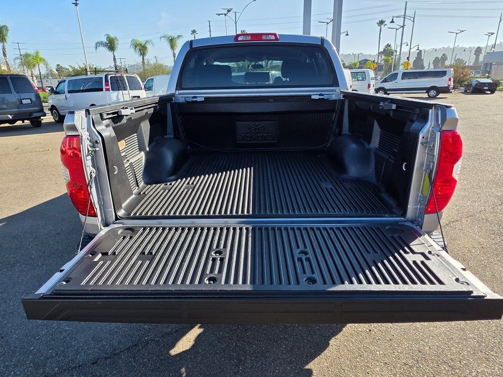 2017 Toyota Tundra SR5 - 22962701 - 12