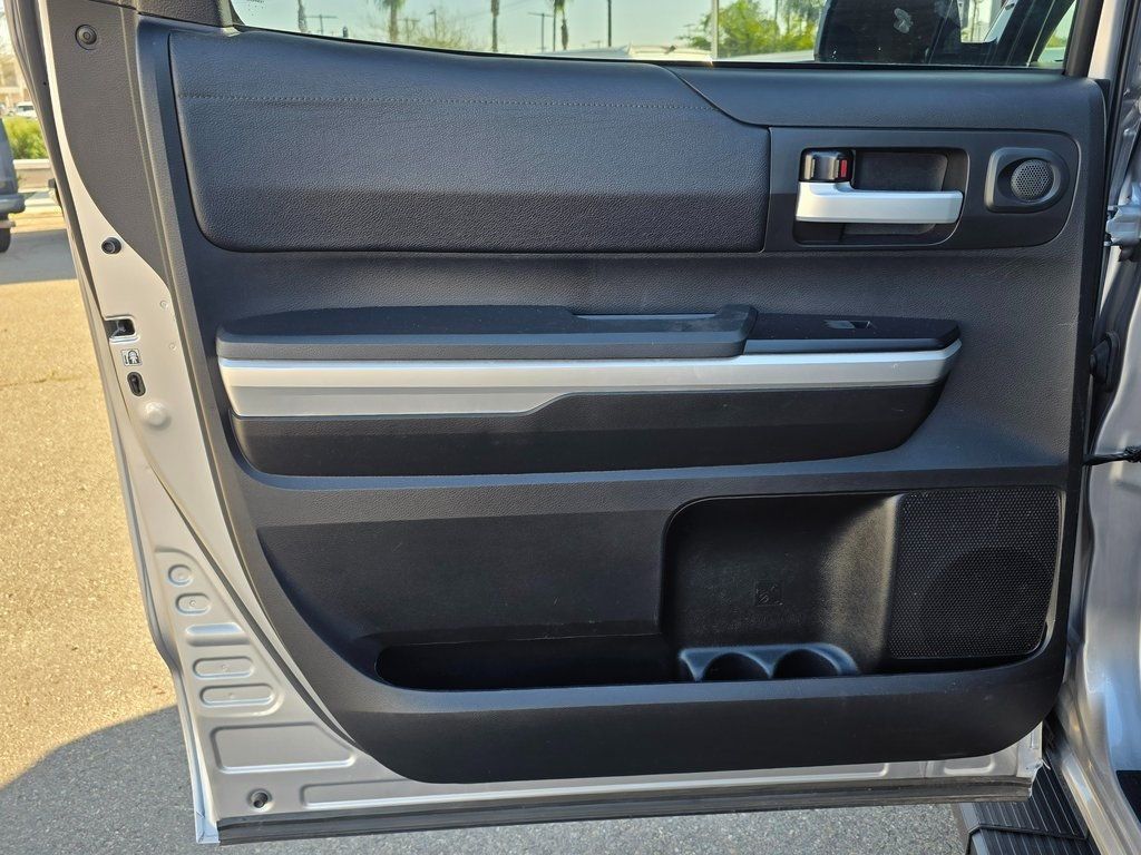 2017 Toyota Tundra SR5 - 22962701 - 22