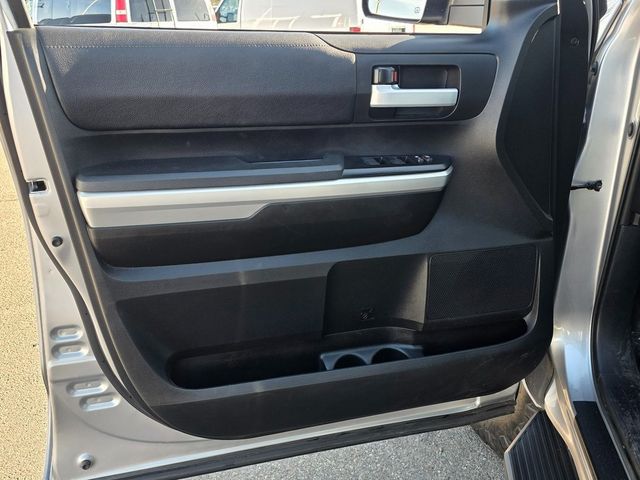 2017 Toyota Tundra SR5 - 22962701 - 23