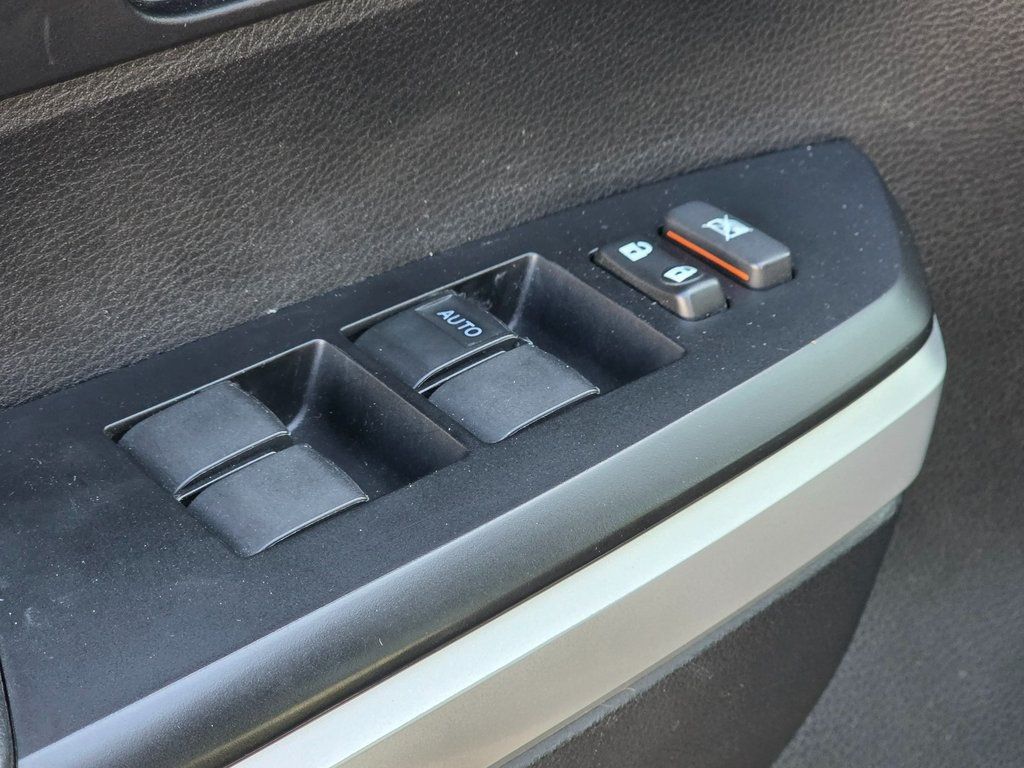 2017 Toyota Tundra SR5 - 22962701 - 24