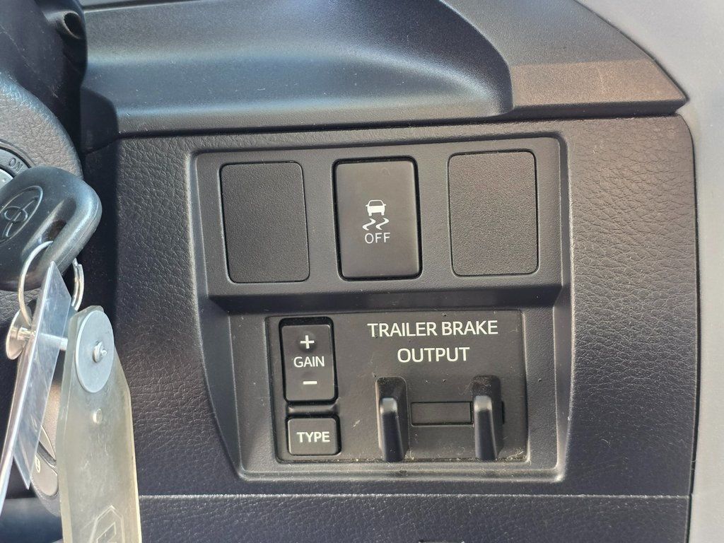 2017 Toyota Tundra SR5 - 22962701 - 33