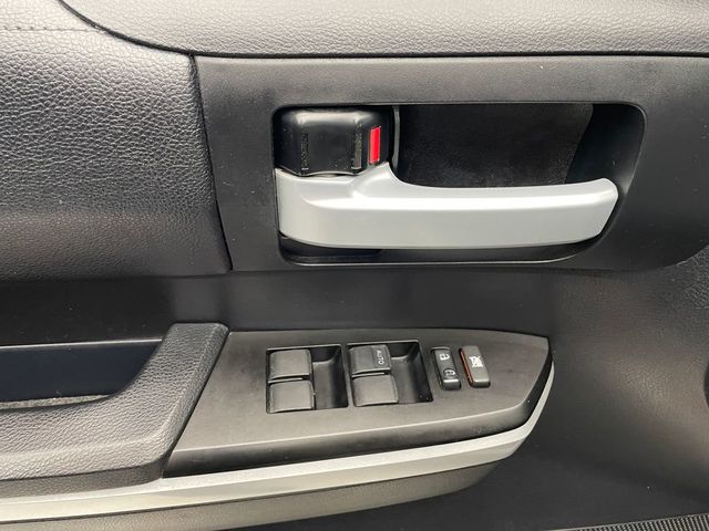 2017 Toyota Tundra SR5 - 22973321 - 9
