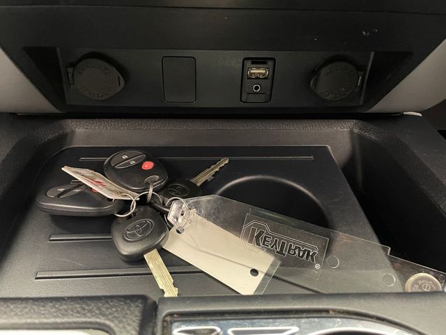 2017 Toyota Tundra SR5 - 22973321 - 27