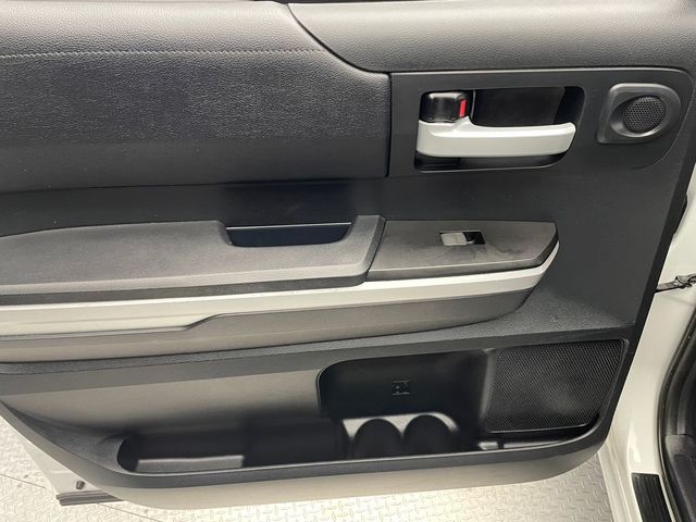 2017 Toyota Tundra SR5 - 22973321 - 29