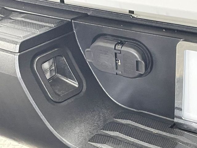 2017 Toyota Tundra SR5 - 22973321 - 39