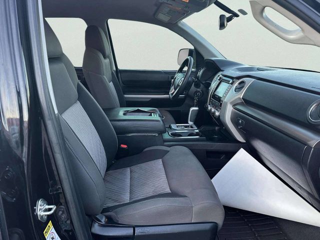 2017 Toyota Tundra SR5 4x4 4dr CrewMax Cab Pickup SB (5.7L V8 FFV) - 22971678 - 26