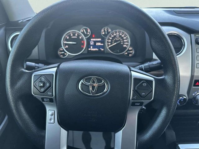 2017 Toyota Tundra SR5 4x4 4dr CrewMax Cab Pickup SB (5.7L V8 FFV) - 22971678 - 29