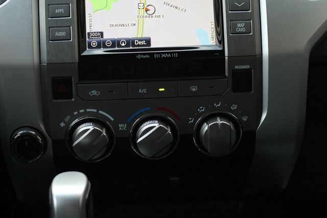 2017 Toyota Tundra SR5 CREWMAX W/ PREMIUM AUDIO/ NAVIGATION, BUCKET SEATS - 22976796 - 15